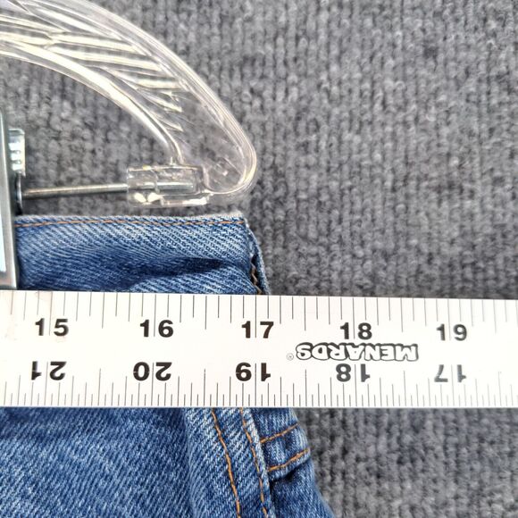 Chic Jean Shorts Womens Size 34x9 Blue Denim Belt Loops 5 Pocket - Picture 4 of 11